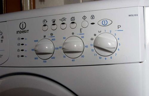 Панель стиральной машины Indesit